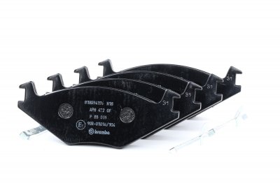 BREMBO Jeu de 4 plaquettes de frein  P 85 019