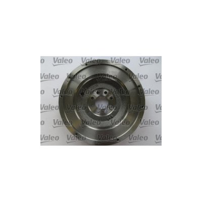 VALEO Kit D'embrayage 2 Pi&egrave;ces (+ Volant Rigide)  835076