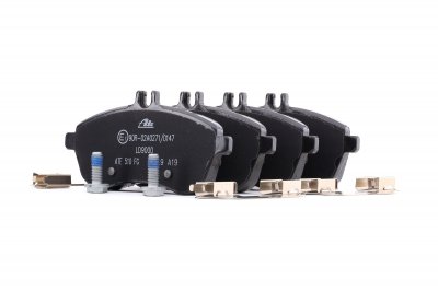 ATE Kit de plaquettes de frein frein &agrave; disque  Ceramic 13.0470-9000.2