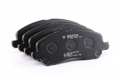 BOSCH Kit de plaquettes de frein, frein &agrave; disque  0 986 424 716