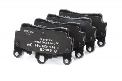 BOSCH Kit de plaquettes de frein, frein &agrave; disque  0 986 424 741