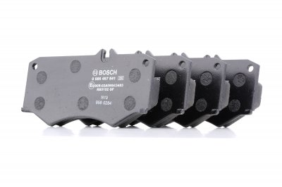 BOSCH Kit de plaquettes de frein, frein &agrave; disque  0 986 467 841