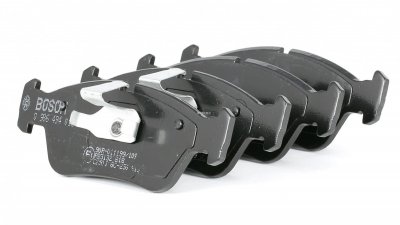 BOSCH Kit de plaquettes de frein, frein &agrave; disque  0 986 494 015