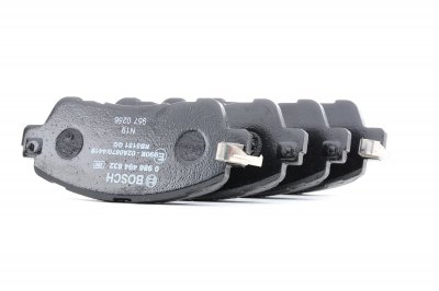 BOSCH Kit de plaquettes de frein, frein &agrave; disque  0 986 494 832