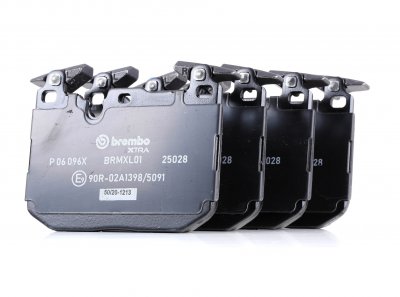 BREMBO Kit de plaquettes de frein frein &agrave; disque  XTRA LINE P 06 096X