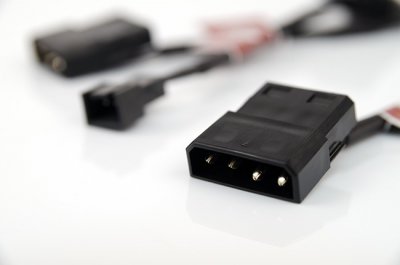 NOCTUA Kit pour ventilateur na-sac1 - 3 c&acirc;bles adaptateurs vers connecteurs 4-broches