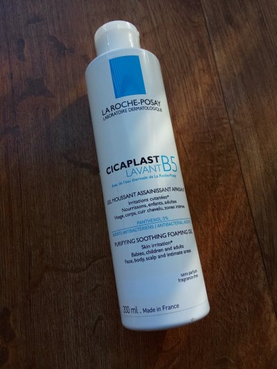 LA ROCHE POSAY  Cicaplast lavant B5