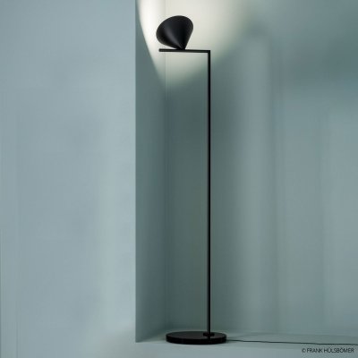 FLOS Lampadaire Captain Flint Indoor m&eacute;tal pierre noir LED / H 154 cm - Orientable - Base marbre - 