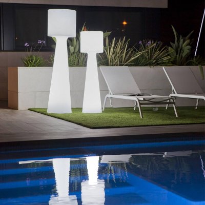 NEWGARDEN Lampadaire ext&eacute;rieur &agrave; led grace 170 cm alimentation &eacute;lectrique