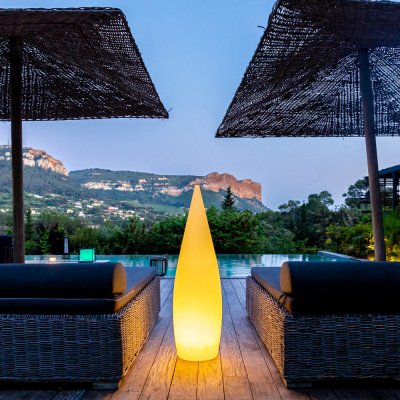 LUMISKY Lampadaire ext&eacute;rieur sans fil CLASSY Blanc Polypropyl&egrave;ne H120CM