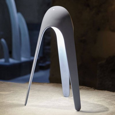 MARTINELLI LUCE Lampe de Table CYBORG en Aluminium de Karim Rashid