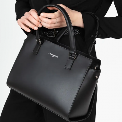 LANCASTER  Sac Trap&egrave;ze Smooth Cuir  Noir