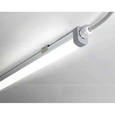 LEDVANCE  4058075066496 Lampe pour pi&egrave;ces humides, Polycarbonate (PC), 50 W, Blanc