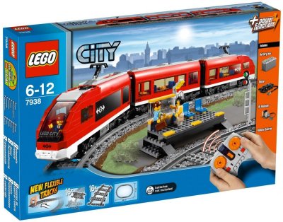 LEGO&reg; City 7938 Le train de passagers