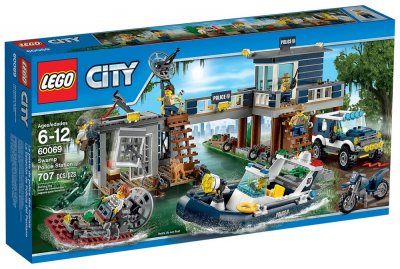 LEGO City Police Swamp Police Station
