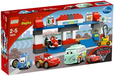 LEGO&reg; DUPLO&reg; Cars 5829 Le Pit Stop