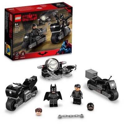LEGO Super Heroes 76179 La course-poursuite en motos de Batman