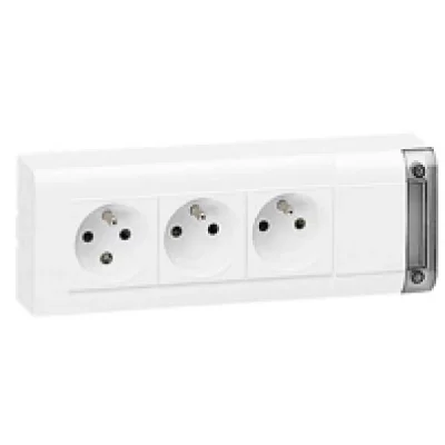 LEGRAND  Multiprise 3 prises secteur 10/16 A &agrave; int&eacute;grer
