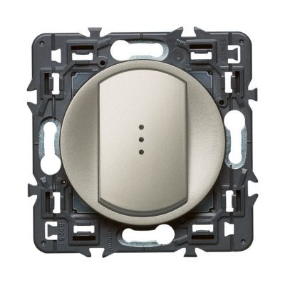LEGRAND  - Poussoir lumineux (voyant fourni) C&eacute;liane Soft - 6A - Titane