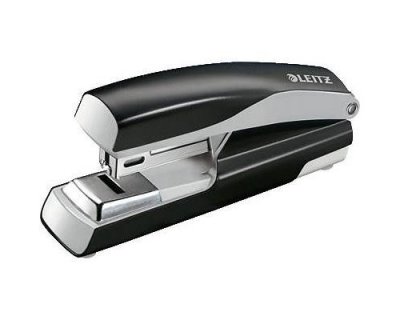 LEITZ  5505-00-95 5505-00-95 Agrafeuse plate noir capacit&eacute; dagrafage: 30 feuilles (80 g/m&sup2;)