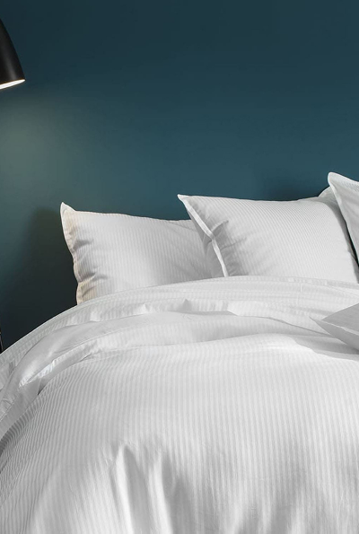 ESSIX Linge de lit Housse de couette  260 x 240 cm Jacquard de satin blanc