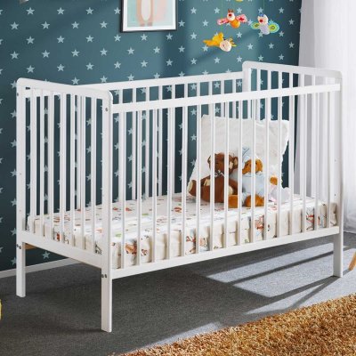GENERIQUE Lit b&eacute;b&eacute; & matelas ""cypi"" 124cm blanc