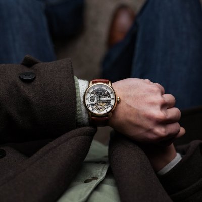 EARNSHAW LONGITUDE Montre automatique bo&icirc;tier rond bracelet cuir v&eacute;ritable Marron