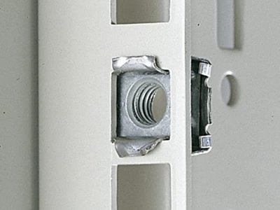 RITTAL Lot de 50 &eacute;crous  m5 avec mise en contact 2094500