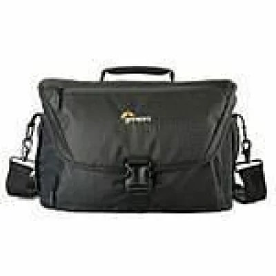 LOWEPRO  Fourre-Tout Nova 200 AW II Noir