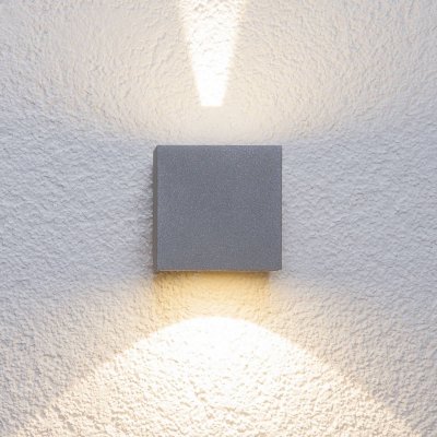 LUCANDE  Applique d'ext&eacute;rieur LED Jarno, argent, m&eacute;tal, 9 cm