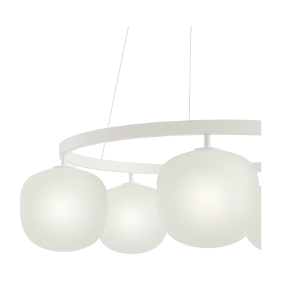 MUUTO Lustre en aluminium blanc et verre souffl&eacute; Rime - 