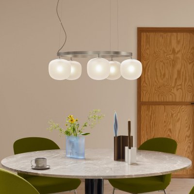 MUUTO Lustre en aluminium gris et verre souffl&eacute; Rime - 