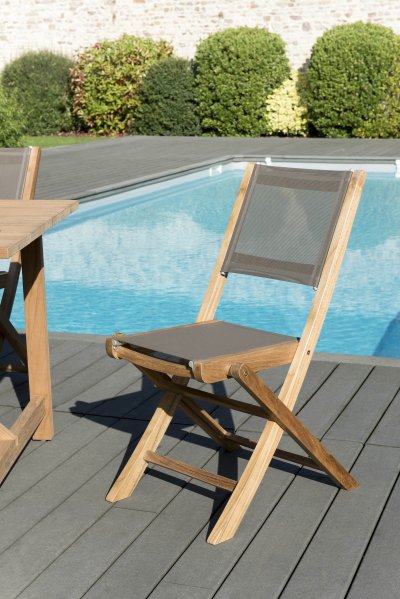 MACABANE  Lot de 2 chaises pliantes en teck massif et textile - Unique