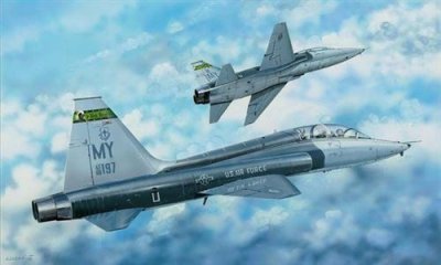 TRUMPETER Maquette avion  US T-38C TALON II- 1/48 - Maquette d'avion