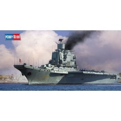 HOBBY BOSS Maquette bateau  Baku Soviet Aircraft Carrier- 1/700 - Maqu