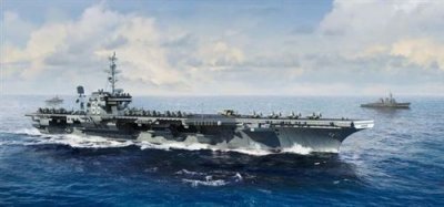 TRUMPETER Maquette Bateau : Uss Kitty Hawk Cv-63-