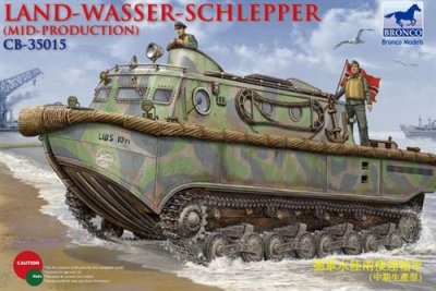 UNBEKANNT Maquette Bronco Models Landwasserschlepper (Production interm&eacute;diaire)