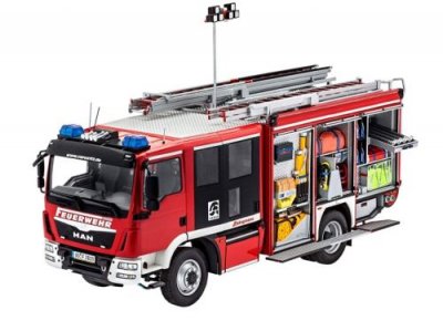 REVELL Maquette camion de compiers sman tgm schlingmann hlf 20 varus 4x4