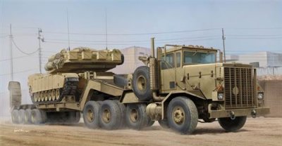 HOBBY BOSS Maquette camion  M911 C-HET & M747 Semi-Trailer- 1/35 - Maq