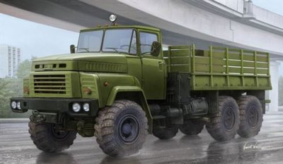 HOBBYBOSS Maquette Hobby Boss Russian KrAZ-260 Cargo Truck- 1/35 - Maquette mil