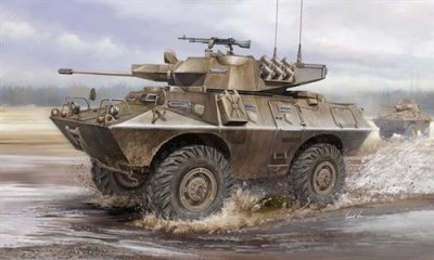 HOBBY BOSS Maquette  V-150 Commando APC avec Canon de 20 mm - 1/35 - M
