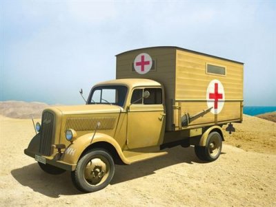 ICM Maquette  Typ 2,5-32 (1,5 to), with shelter WWII German Ambulance-