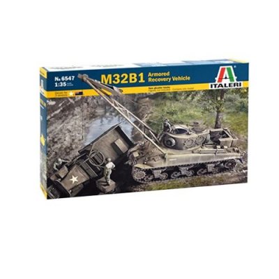 ITALERI Maquette  M32B1 ARV / V&eacute;hicule de r&eacute;cup&eacute;ration blind&eacute; [Sherman