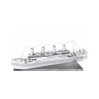 METAL EARTH Maquette  Titanic