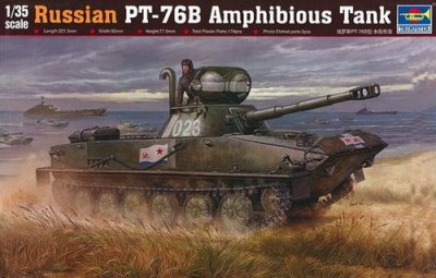 TRUMPETER Maquette  Char l&eacute;ger amphibie russe PT-76B - 1/35 - Maquette