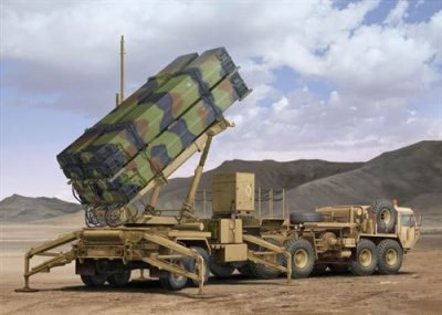 TRUMPETER Maquette  M983 et M901 HEMTT Lancement de la station-104F Pat