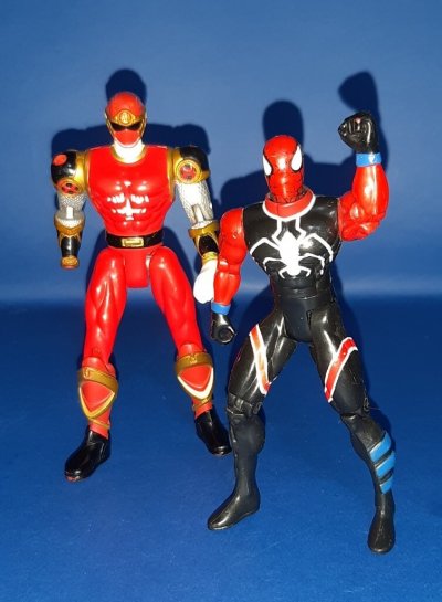 HASBRO Marvel Avengers Endgame - Figurine Titan Iron Spider-Man - 30 cm
