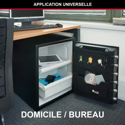 MASTER LOCK  coffre-fort ignifug&eacute; et r&eacute;sistant a l'eau (code tactile + alarme) 56,5 l