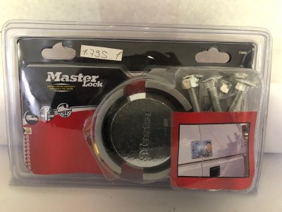 MASTER LOCK  Ensemble de cadenas et moraillon en acier Argent&eacute; 736EURD