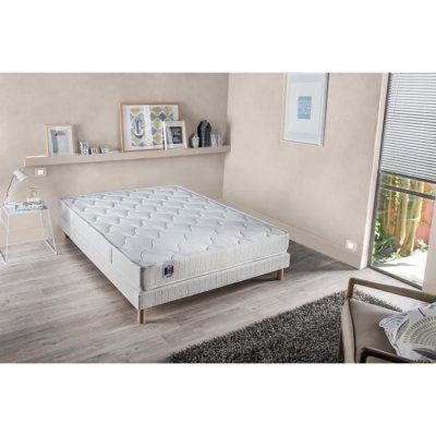 DOUX SOMMEIL Matelas Mousse ferme r&eacute;versible VEGA Fabriqu&eacute; en France Dimensions - 140 x 190 cm 